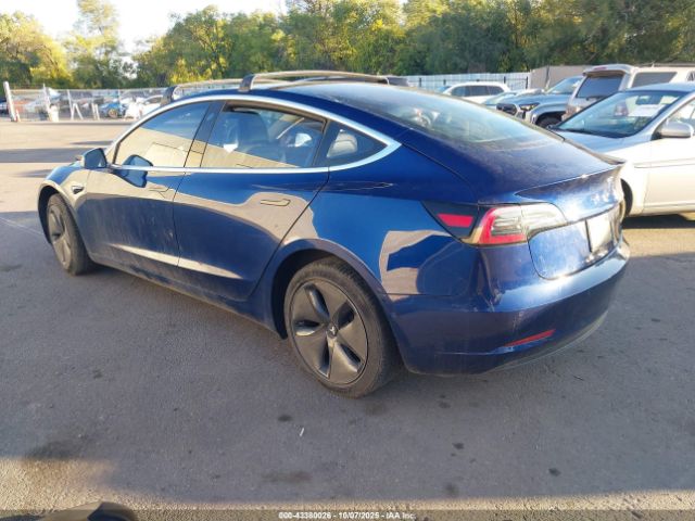 2018 TESLA MODEL 3 5YJ3E1EA2JF036720 Photo 2