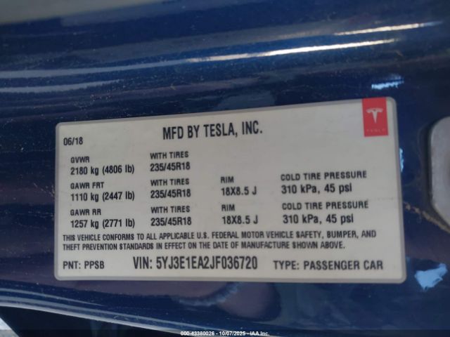 2018 TESLA MODEL 3 5YJ3E1EA2JF036720 Photo 8