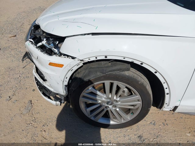2019 AUDI Q5 WA1BNAFY2K2124723 Photo 5
