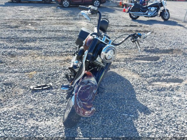 2018 HARLEY-DAVIDSON FLHC 1HD1YAJ1XJC063308 Photo 4