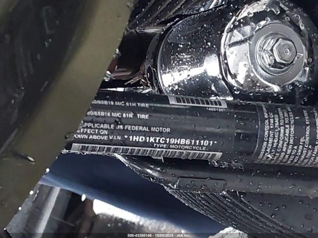 2017 HARLEY-DAVIDSON FLTRXS 1HD1KTC19HB611101 Photo 9