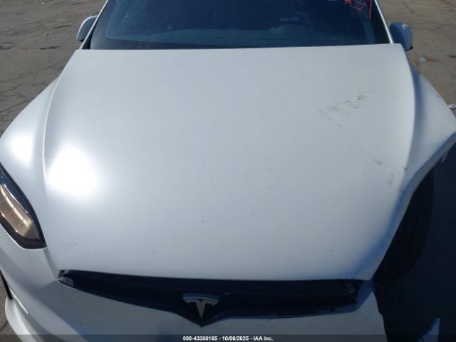 2022 TESLA MODEL X 7SAXCBE64NF349253 Photo 9