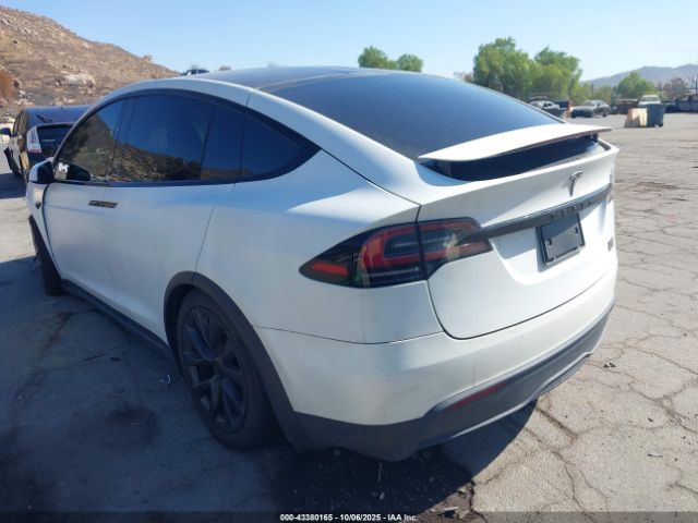 2022 TESLA MODEL X 7SAXCBE64NF349253 Photo 2
