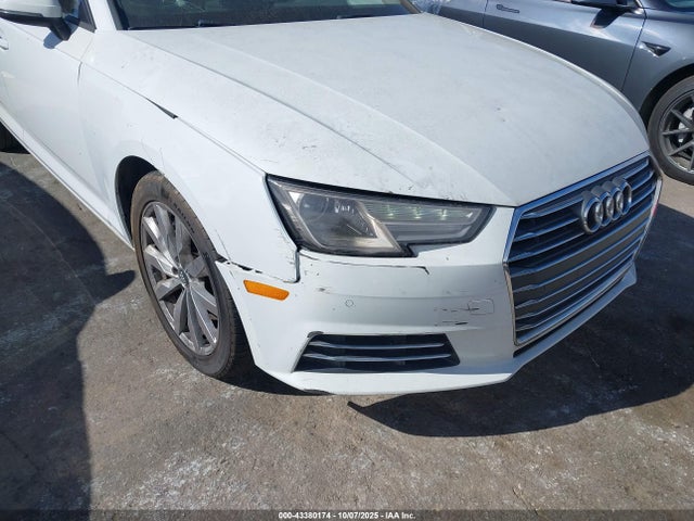 2017 AUDI A4 WAUGNAF49HN019609 Photo 5