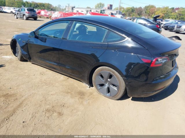 2022 TESLA MODEL 3 5YJ3E1EB3NF123752 Photo 2