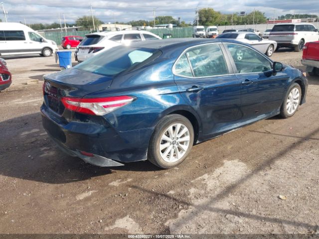 2018 TOYOTA CAMRY 4T1B11HK4JU615383 Photo 3