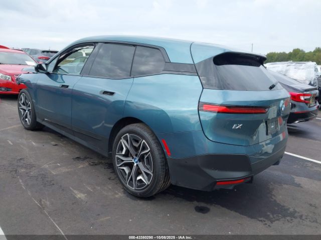 2023 BMW IX WB523CF06PCM07589 Photo 2