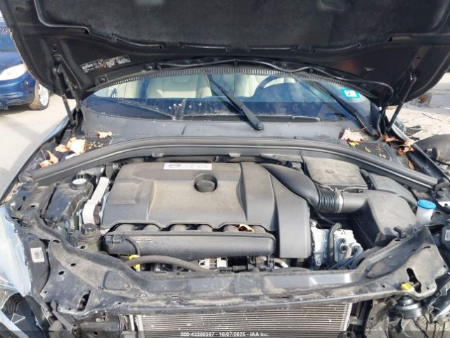 2015 VOLVO XC60 YV4902RK8F2666217 Photo 9