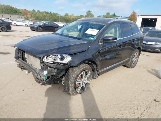 2015 VOLVO XC60 YV4902RK8F2666217 Photo 1
