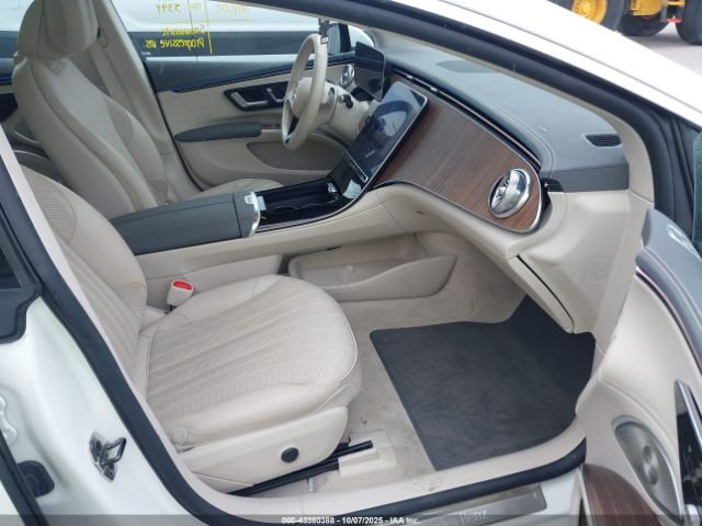 2023 MERCEDES-BENZ EQS 450+ W1KCG2DB1PA032367 Photo 4