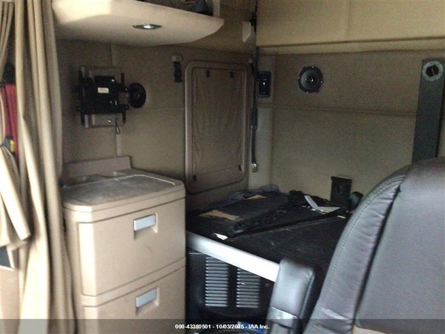 1XKYDP9X4LJ371181 Kenworth Constructi