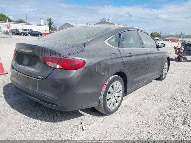 43380557 :رقم المزاد ، 1C3CCCFB2FN597070 vin ، 2015 Chrysler 200 Lx مزاد بيع