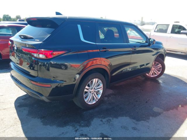 2024 MITSUBISHI OUTLANDER JA4J4UA80RZ020255 Photo 3