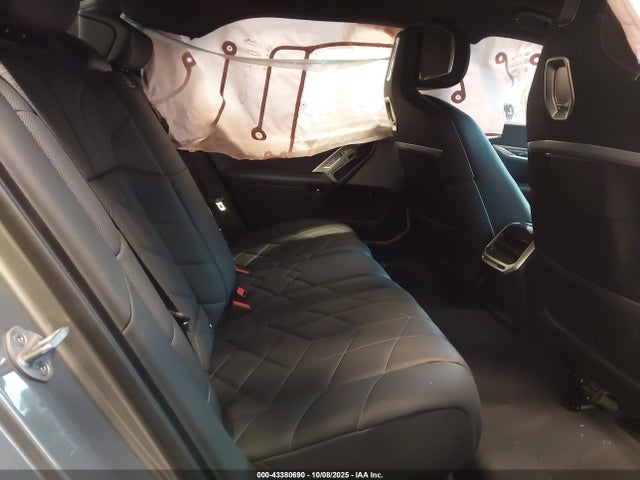 2024 BMW I7 WBY53EJ07RCR10523 Photo 7