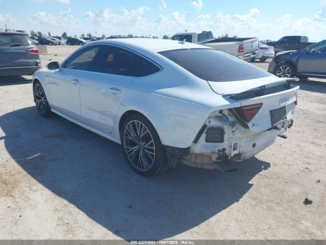 2016 AUDI A7 WAU2GAFC5GN095032 Photo 2