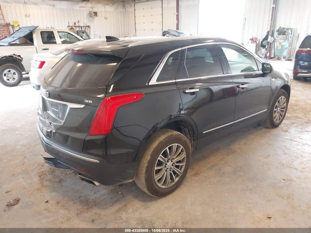 2018 CADILLAC XT5 1GYKNDRSXJZ220081 Photo 3
