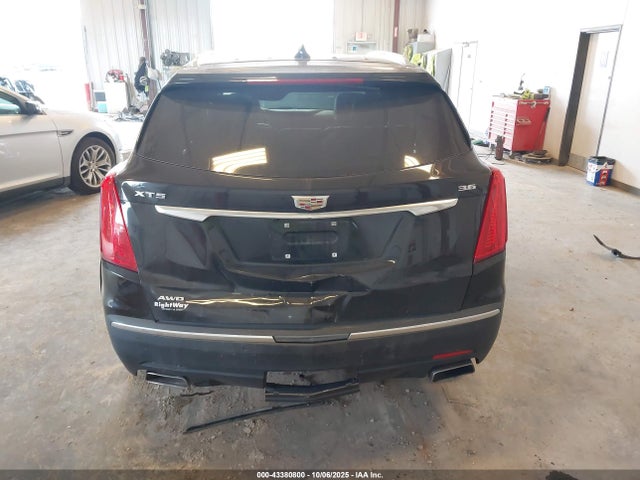 2018 CADILLAC XT5 1GYKNDRSXJZ220081 Photo 5