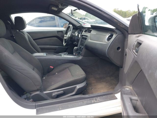 2013 FORD MUSTANG 1ZVBP8AM2D5267215 Photo 4