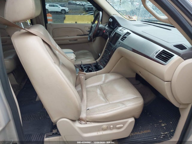 2009 CADILLAC ESCALADE 1GYFK23249R114664 Photo 4
