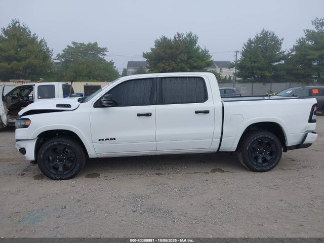2026 Ram 1500 Big Horn  4x4 5'7 Box მანქანა იყიდება აუქციონზე, vin: 1C6SRFFP1TN165236, აუქციონის ნომერი: 43380981