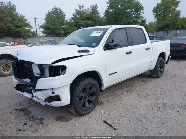 2026 Ram 1500 Big Horn  4x4 5'7 Box მანქანა იყიდება აუქციონზე, vin: 1C6SRFFP1TN165236, აუქციონის ნომერი: 43380981