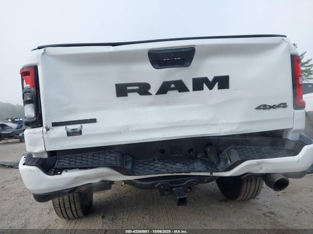 2026 Ram 1500 Big Horn  4x4 5'7 Box მანქანა იყიდება აუქციონზე, vin: 1C6SRFFP1TN165236, აუქციონის ნომერი: 43380981
