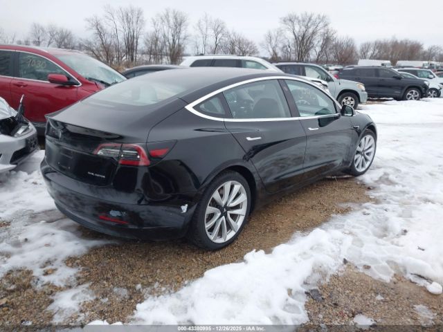 2018 TESLA MODEL 3 5YJ3E1EB8JF182774 Photo 3
