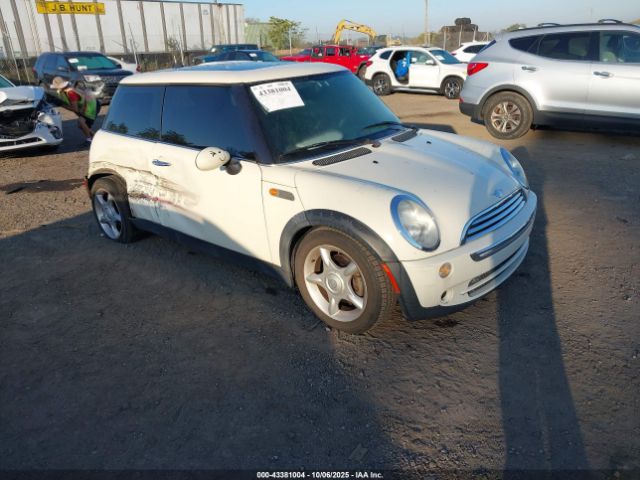2005 MINI COOPER WMWRC33525TK61432