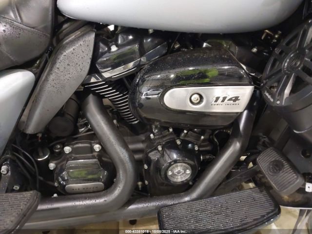 2020 HARLEY-DAVIDSON FLTRK 1HD1KZF1XLB641411 Photo 7