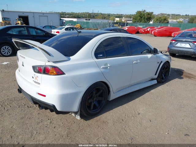 2015 MITSUBISHI LANCER EVOLUTION JA32W7FV2FU028031 Photo 3