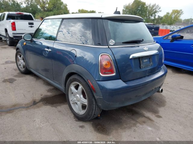 2009 MINI COOPER WMWMF33529TU73545 Photo 2