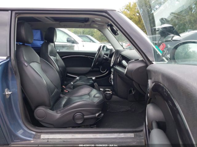 2009 MINI COOPER WMWMF33529TU73545 Photo 4