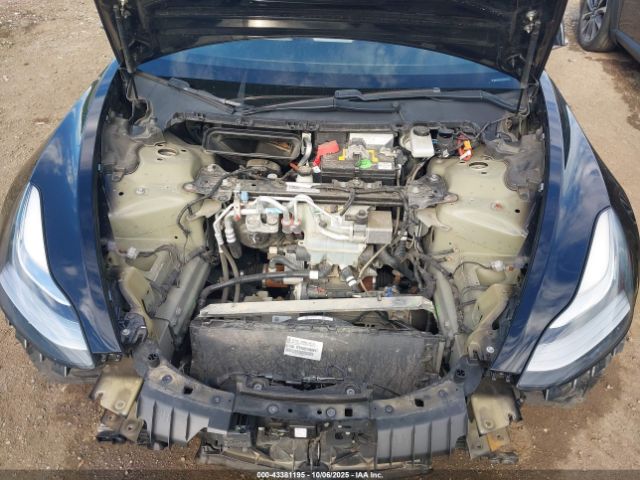 2018 TESLA MODEL 3 5YJ3E1EB1JF103137 Photo 9