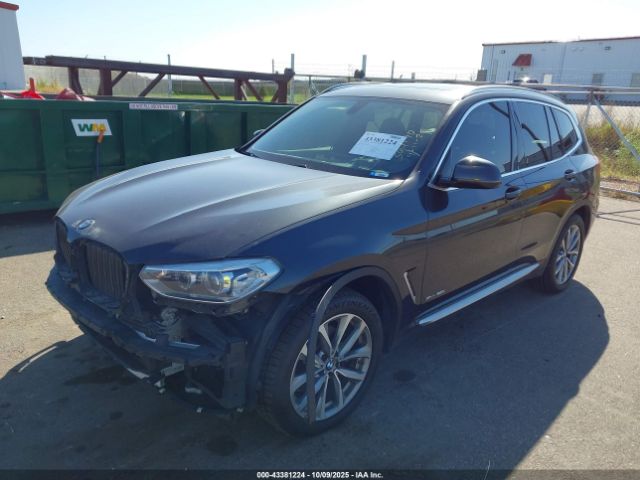 2018 BMW X3 5UXTR9C52JLD66364 Photo 1
