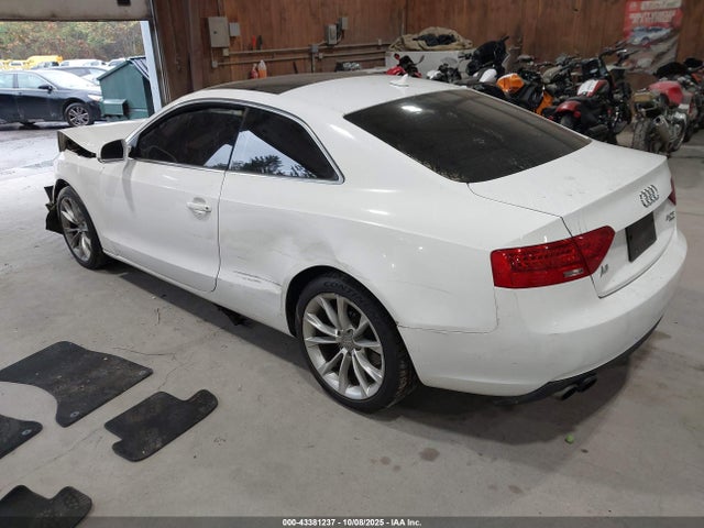 2014 AUDI A5 WAUCFAFR2EA013516 Photo 2
