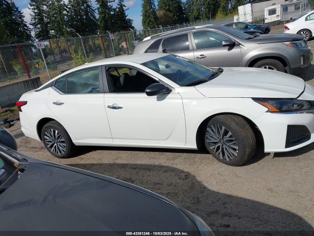 1N4BL4DW2SN362705 Nissan 2025