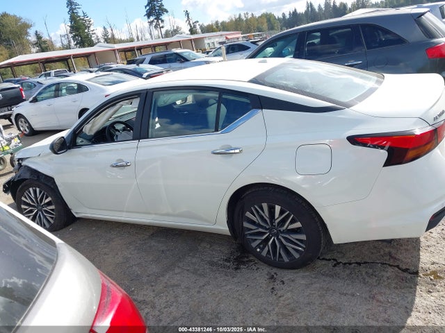 1N4BL4DW2SN362705 Nissan 2025