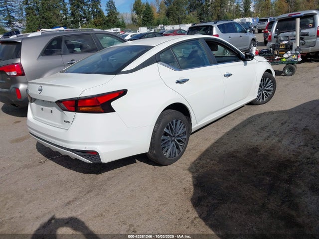 1N4BL4DW2SN362705 Nissan 2025