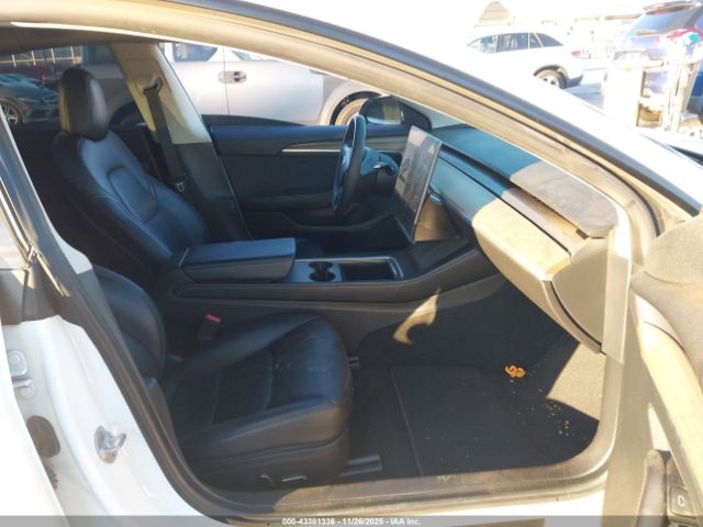 2021 TESLA MODEL 3 5YJ3E1EC3MF001528 Photo 4