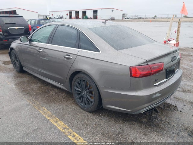 2016 AUDI A6 WAUGFAFC2GN115195 Photo 2