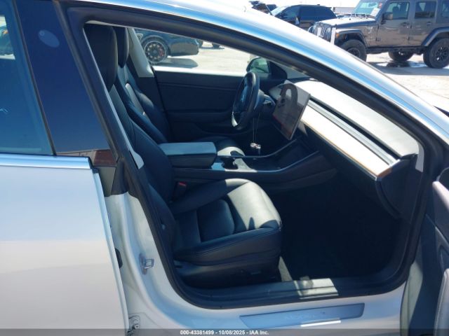 2020 TESLA MODEL 3 5YJ3E1EB3LF650669 Photo 4