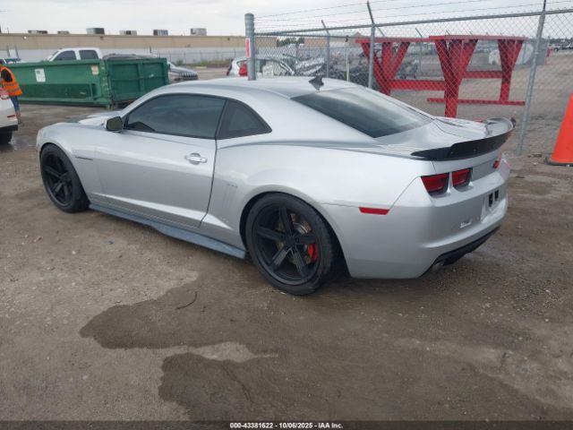 2011 CHEVROLET CAMARO 2G1FK1EJ9B9131764 Photo 2