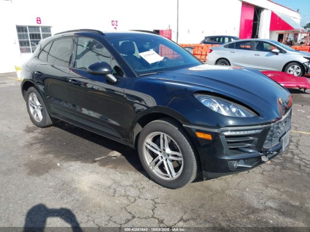 2017 PORSCHE MACAN WP1AA2A50HLB82637 Photo 0