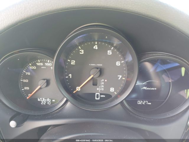 2017 PORSCHE MACAN WP1AA2A50HLB82637 Photo 6