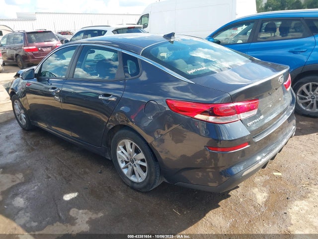 43381654 :رقم المزاد ، 5XXGT4L32KG280041 vin ، 2019 Kia Optima Lx مزاد بيع