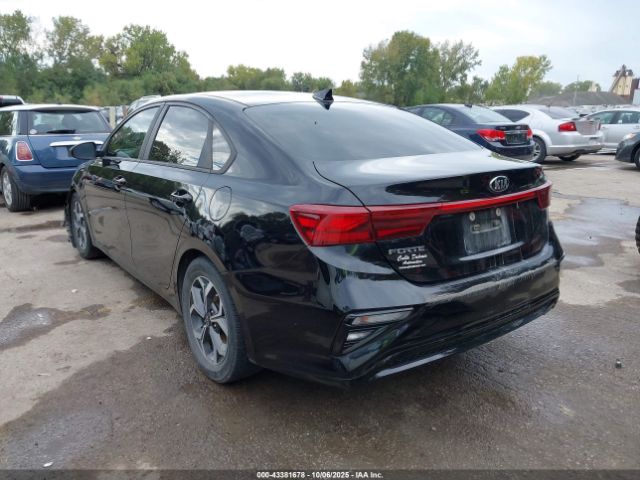 2020 KIA FORTE 3KPF24AD6LE140076 Photo 2