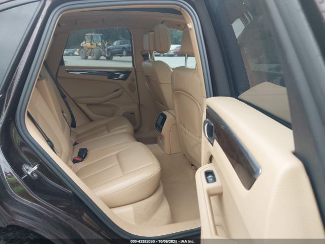 2015 PORSCHE MACAN WP1AB2A57FLB61696 Photo 7