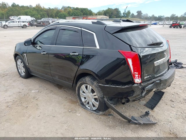2016 CADILLAC SRX 3GYFNEE38GS501680 Photo 2