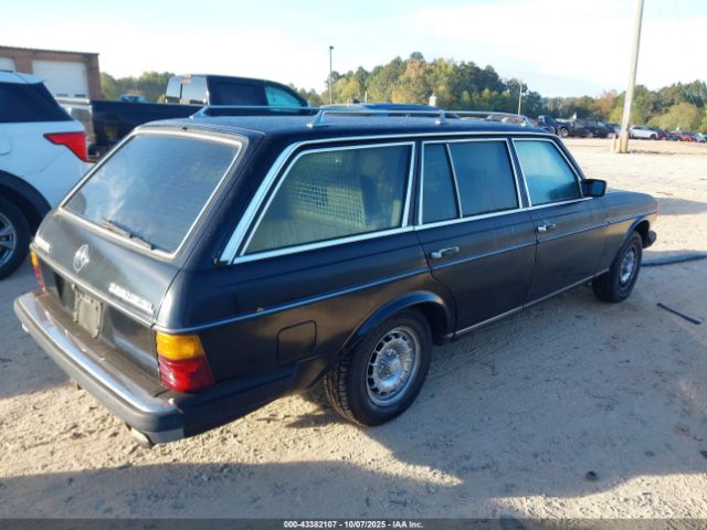 1982 MERCEDES-BENZ 300 WDBAB93A4CN011161 Photo 3