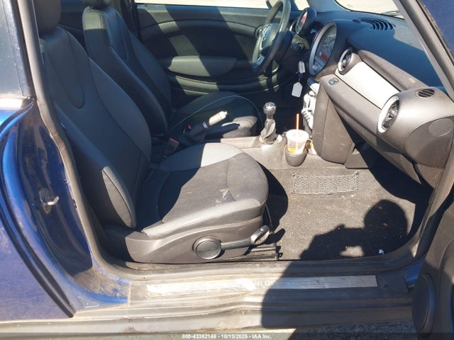 2007 MINI COOPER WMWMF335X7TU62189 Photo 4